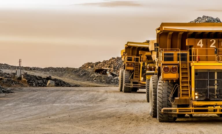 Lkw, die Bodenschätze abbauen