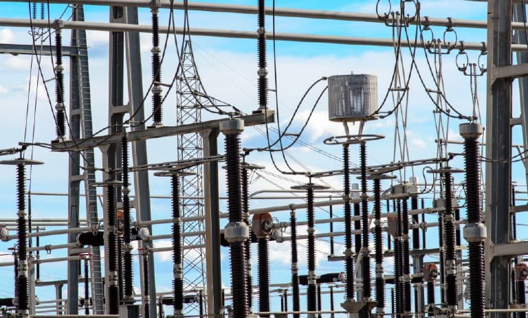 Unterbrecher und Buchsen